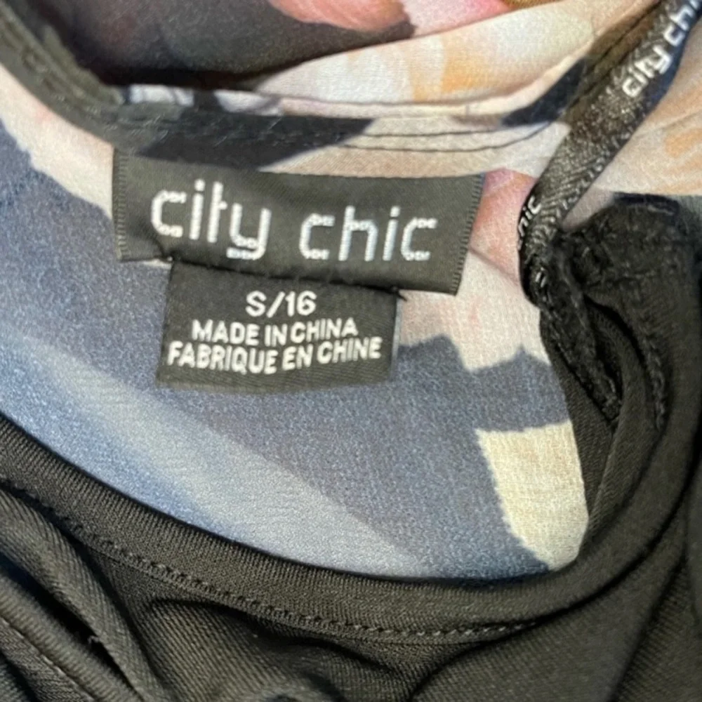 Gorgeous City Chic Tuscan Rose True Wrap dress - Picture 5 of 8